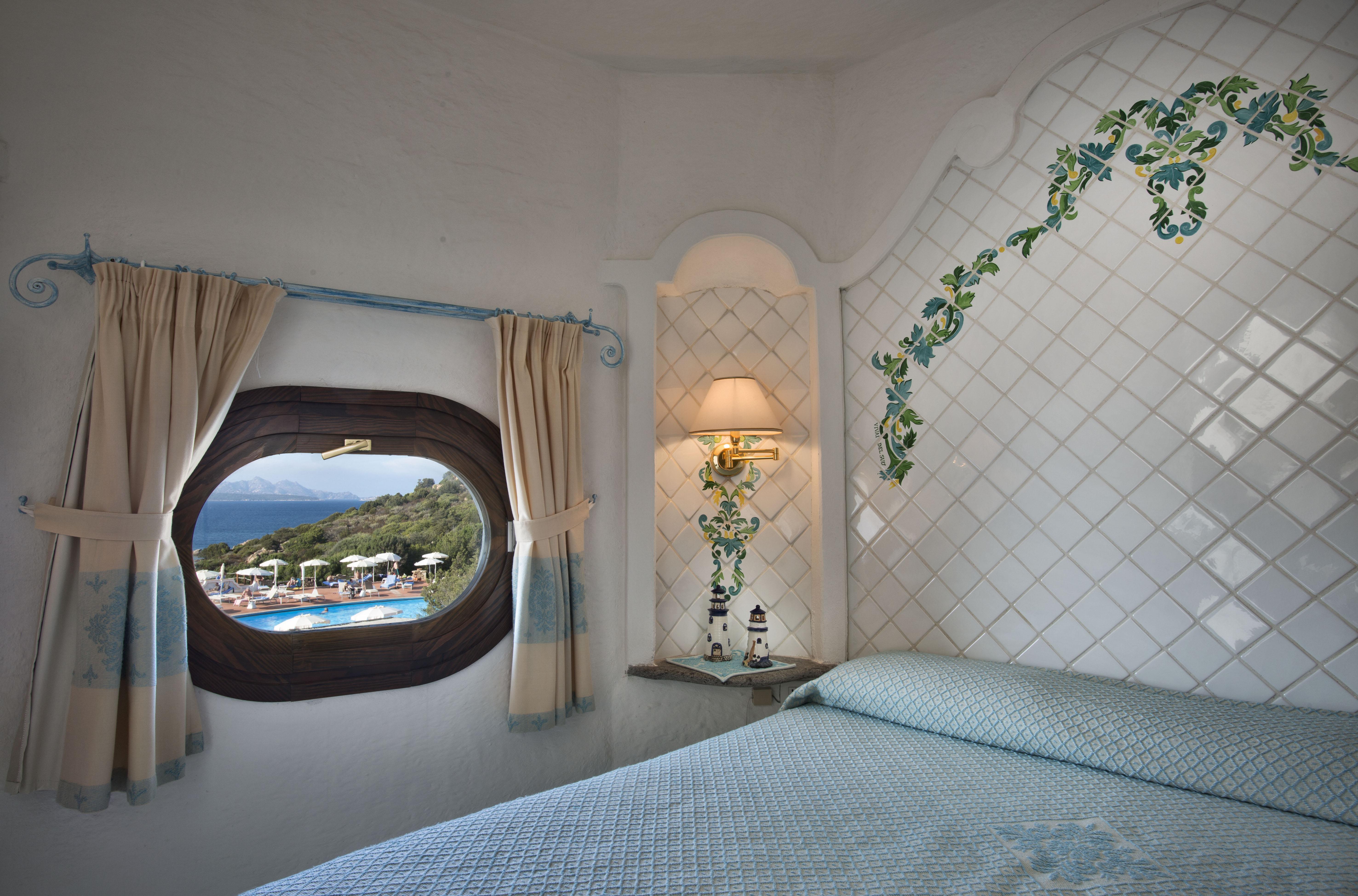 Hotel La Bisaccia Baja Sardinia Eksteriør billede