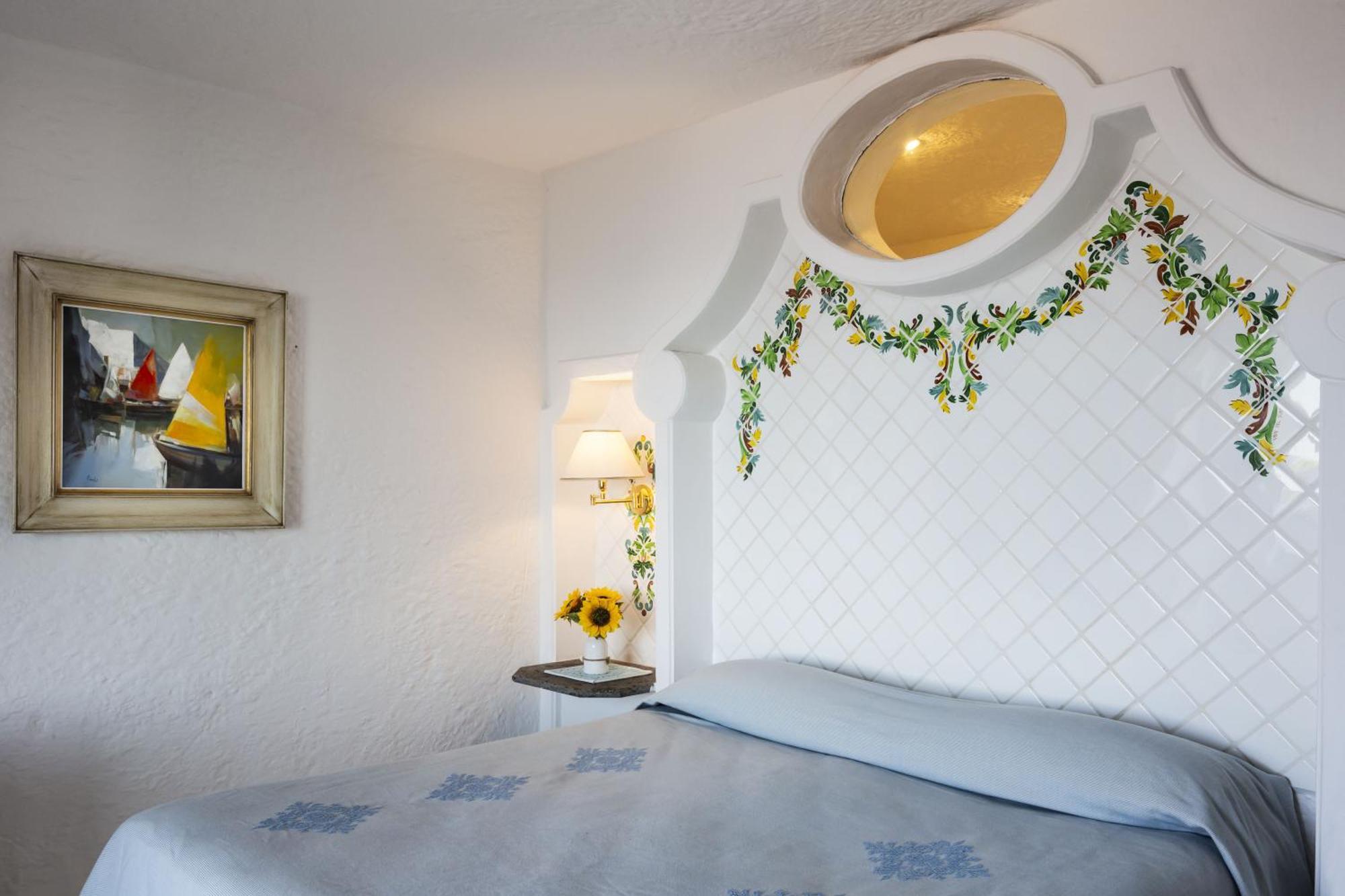 Hotel La Bisaccia Baja Sardinia Eksteriør billede