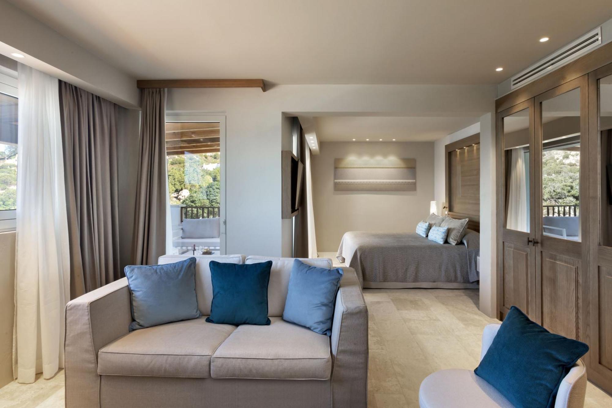Hotel La Bisaccia Baja Sardinia Eksteriør billede